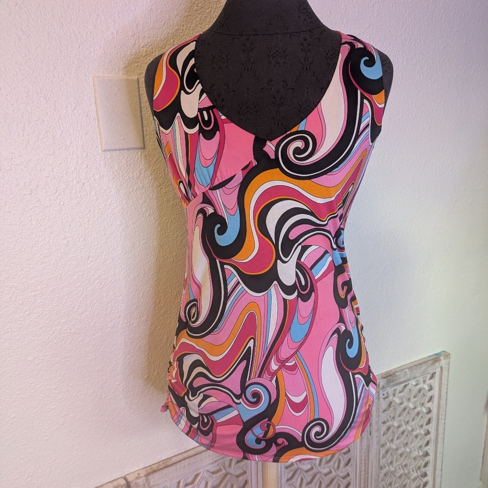House Of Dereon Y2K Psychedelic Keyhole Back Blouse